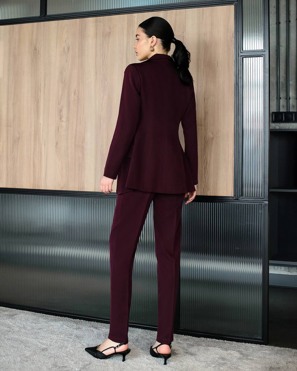 Dreiteiliger Anzug | Blazer + Weste mit Knöpfen + gerade Hose