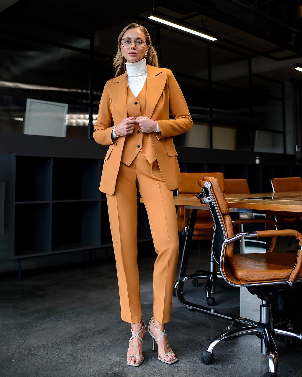 Eleganter formeller dreiteiliger Anzug