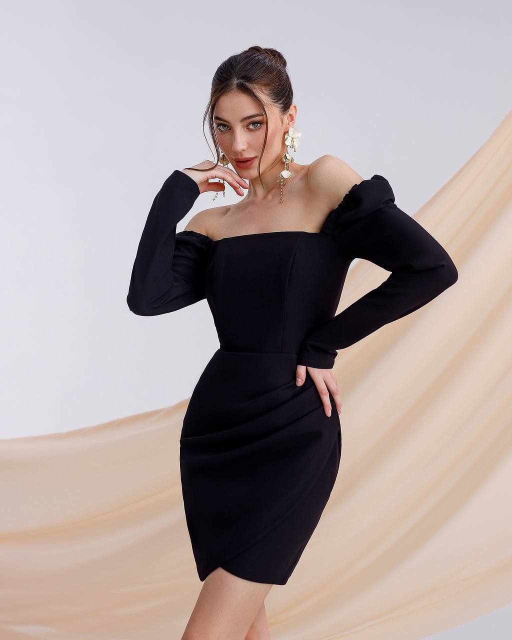 Beige Mini Elegant Dress