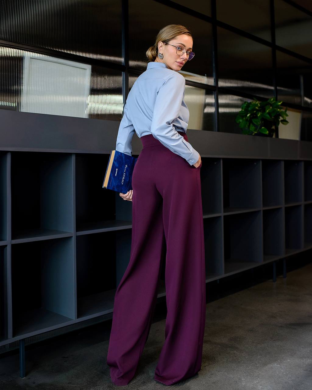 Burgunderrote Hose mit weitem Bein für Damen, Bürohose für Damen, Hose mit hoher Taille