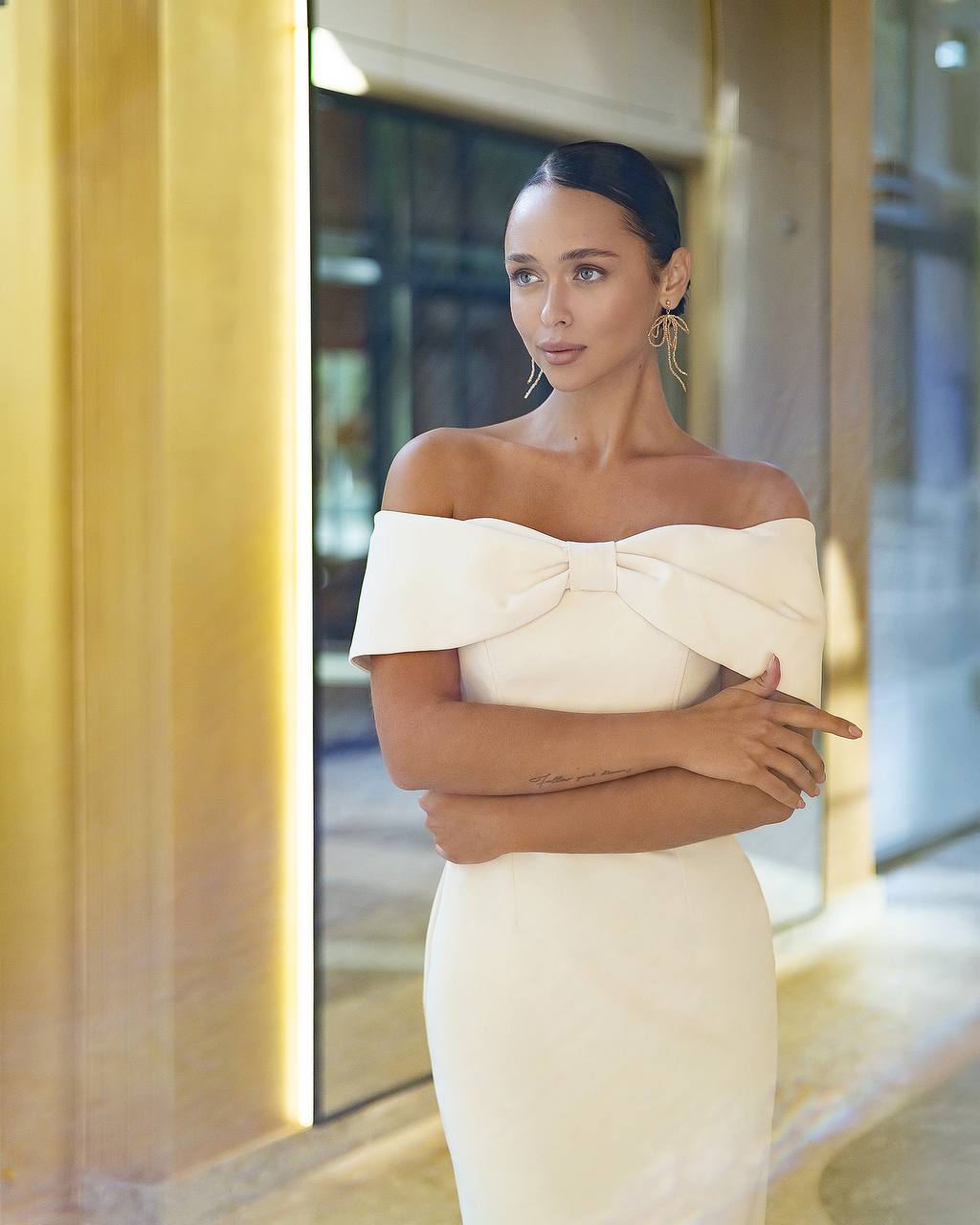 Ivory Cream Sheath Off Shoulder Bow Dress