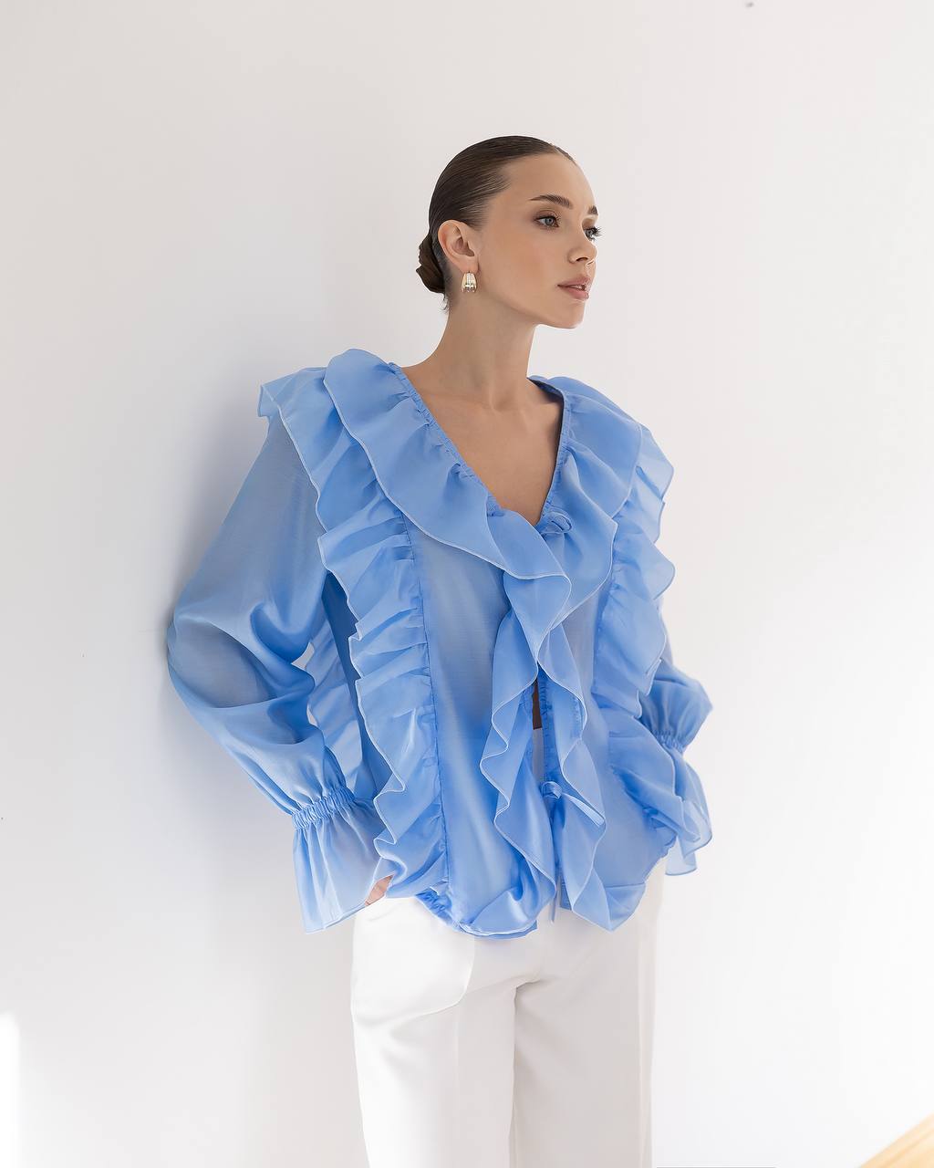 Women Ruffle Blouse with Front Tie Up