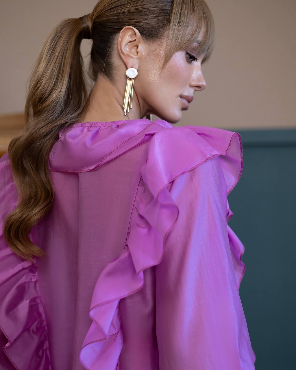 Women Ruffle Blouse with Front Tie Up