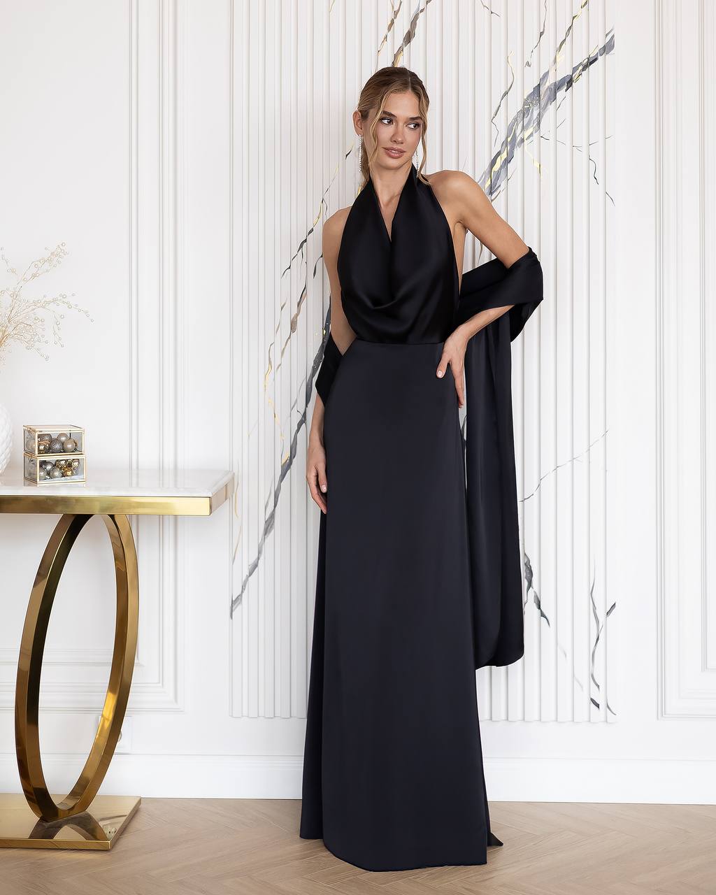 Elegant Floor Maxi Dress with Scarf and Halter Neckline