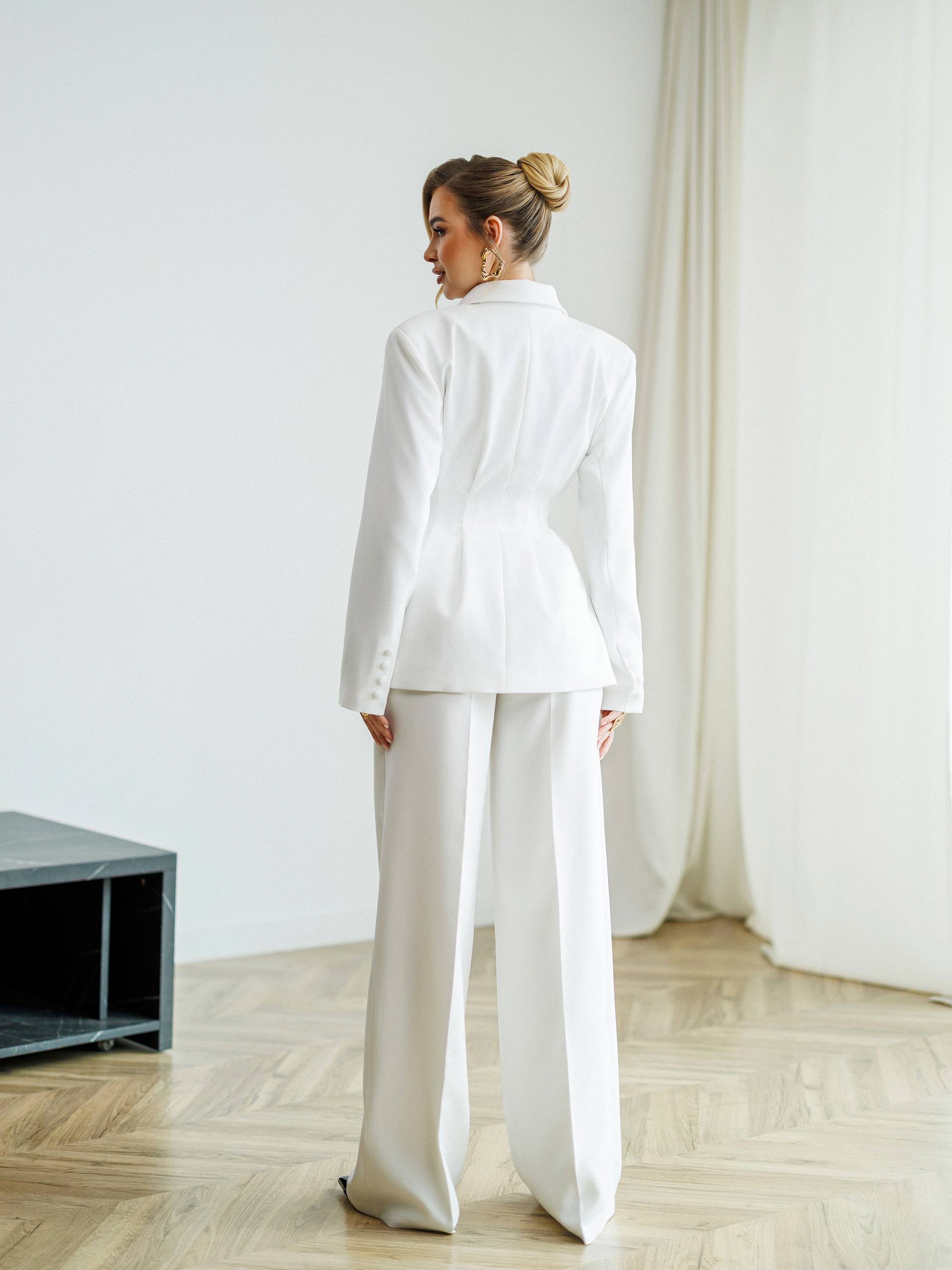 Women Suit:Fitted Blazer with Wide Leg Pants
