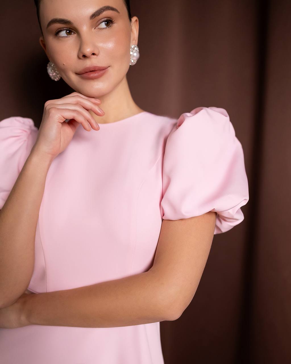 Elegant A-Line Midi Dress with Short Puffed Sleeve