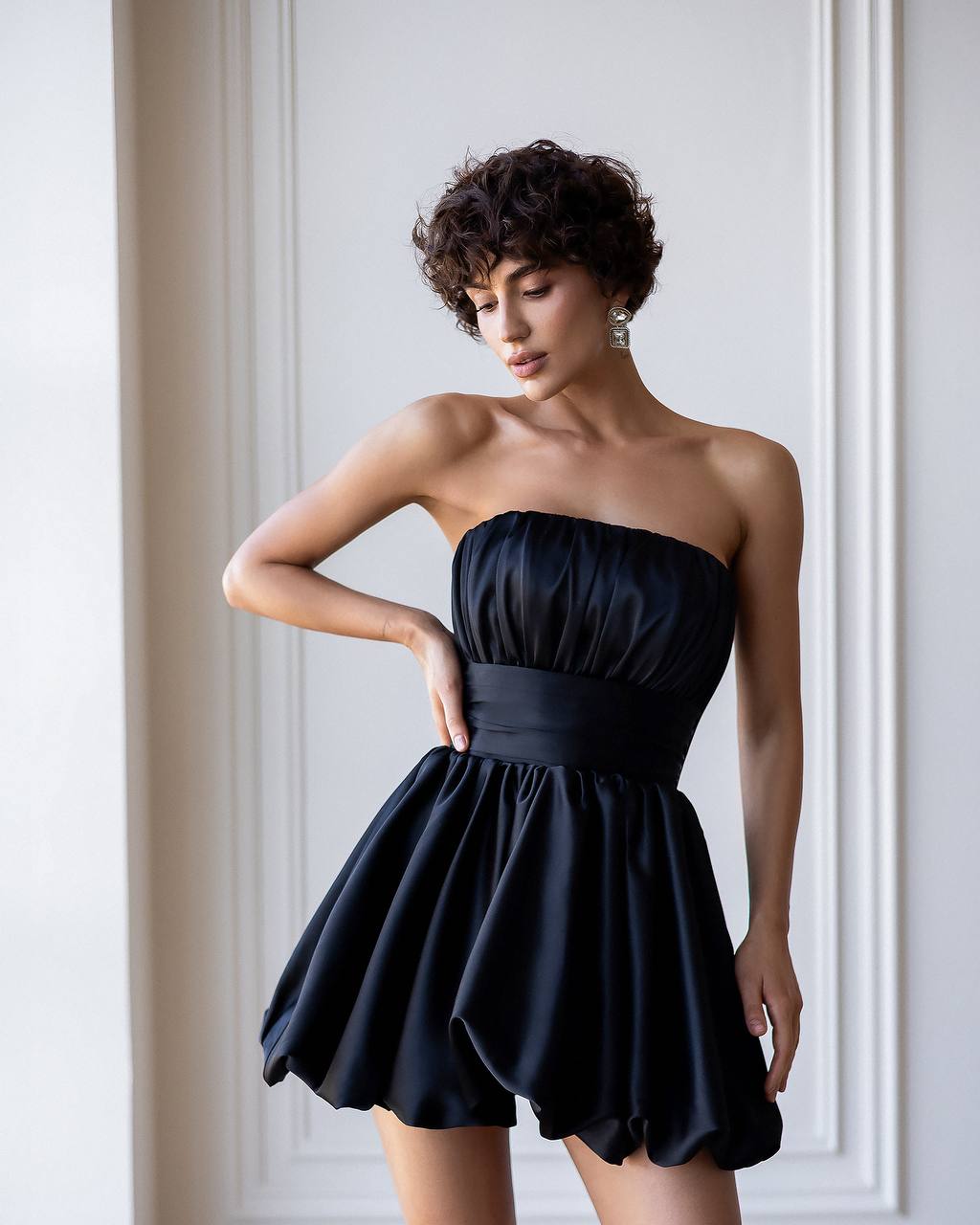 Elegant Ballon Draped Mini Dress