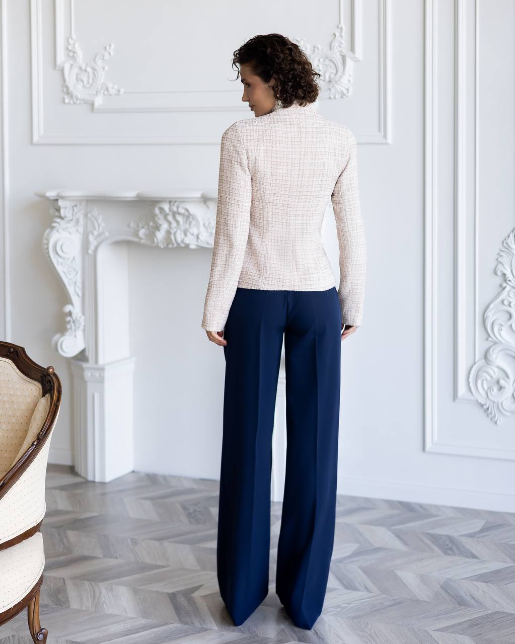 Women's Tailored Boucle Tweed Blazer with Statement Buttons