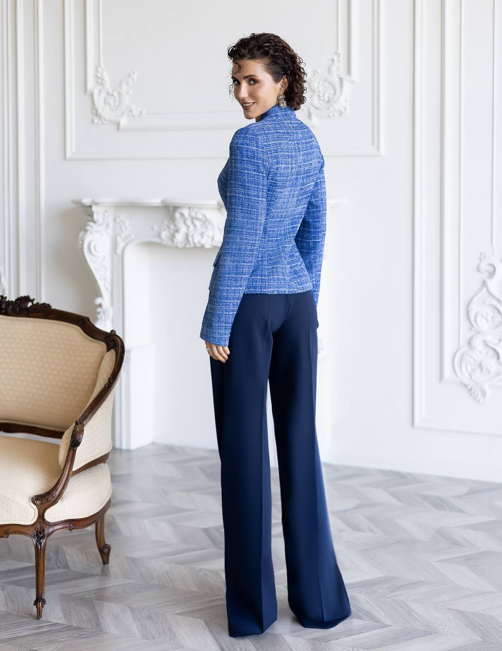 Women's Tailored Boucle Tweed Blazer with Statement Buttons