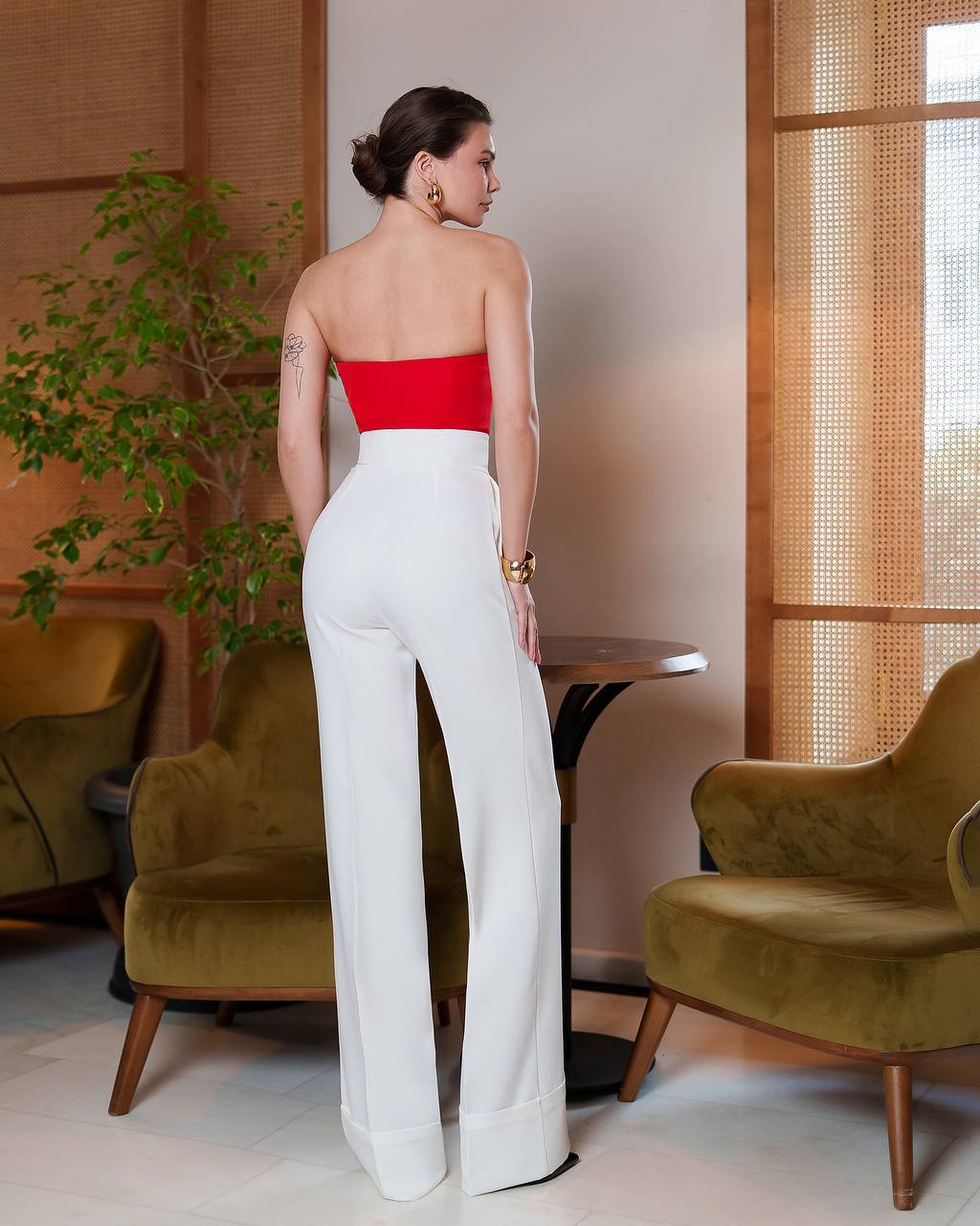 White High Waist Straight Pants with Pockets