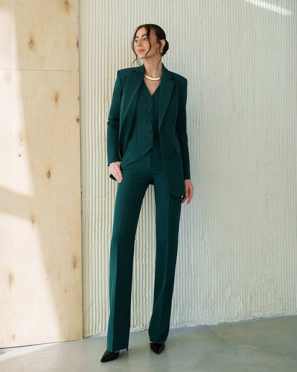 Dreiteiliger Anzug | Zweireihiger Blazer + Weste + gerade Hose