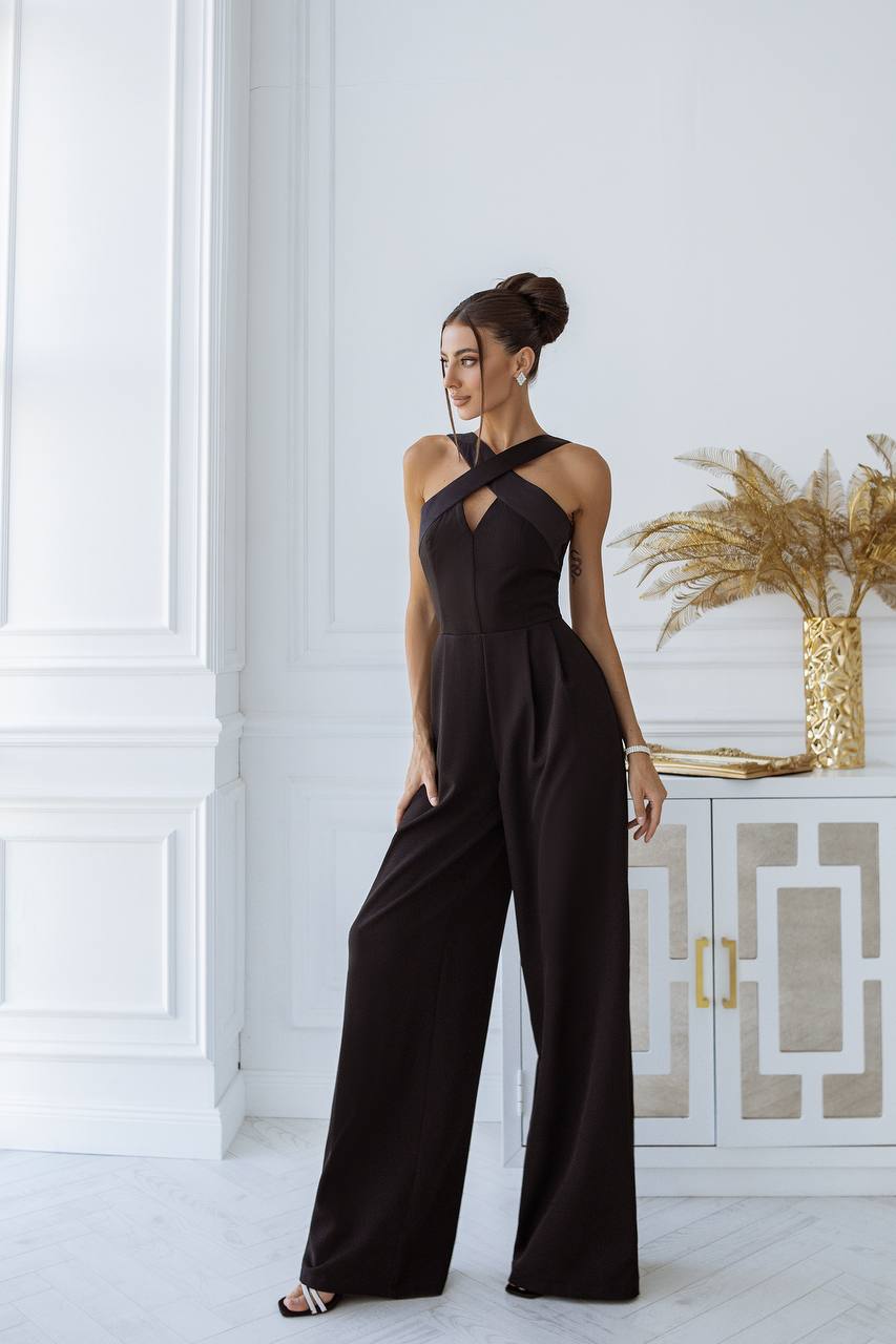 Wide Leg Keyhole Sleeveless Jumpsuit