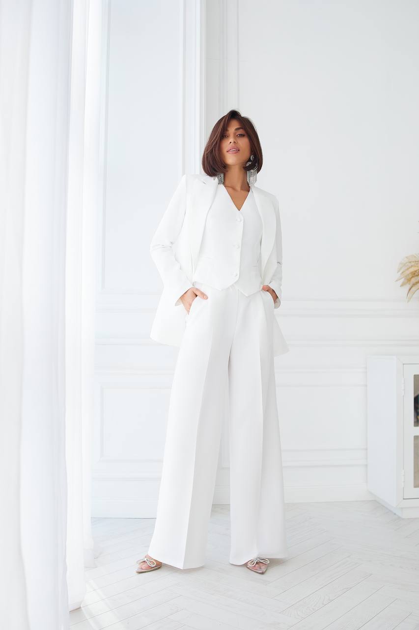 Elegant White Three Piece Pantsuit White / S Elegant White Three Piece Pantsuit White / S