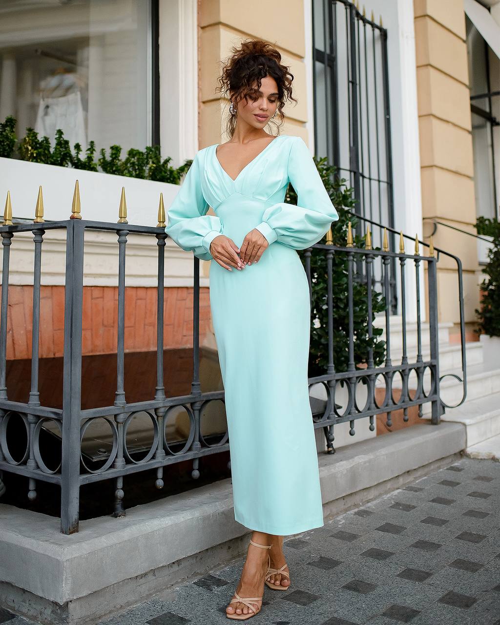 V-Neck Maxi Puff Sleeve Dress