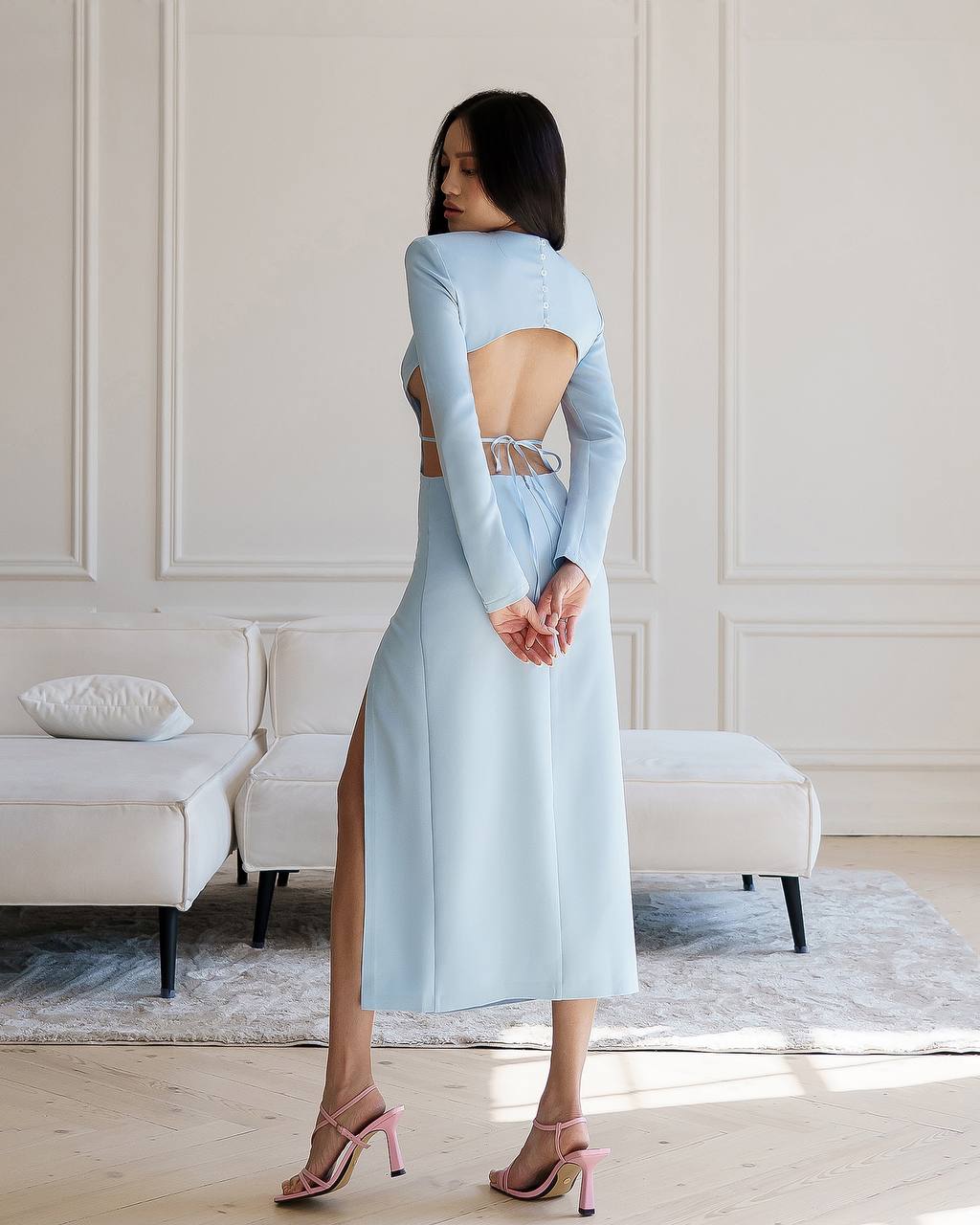 Blue Backless Long Sleeve Dress