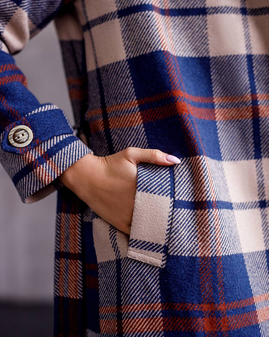 Relaxed Fit Checked Coat for Autumn