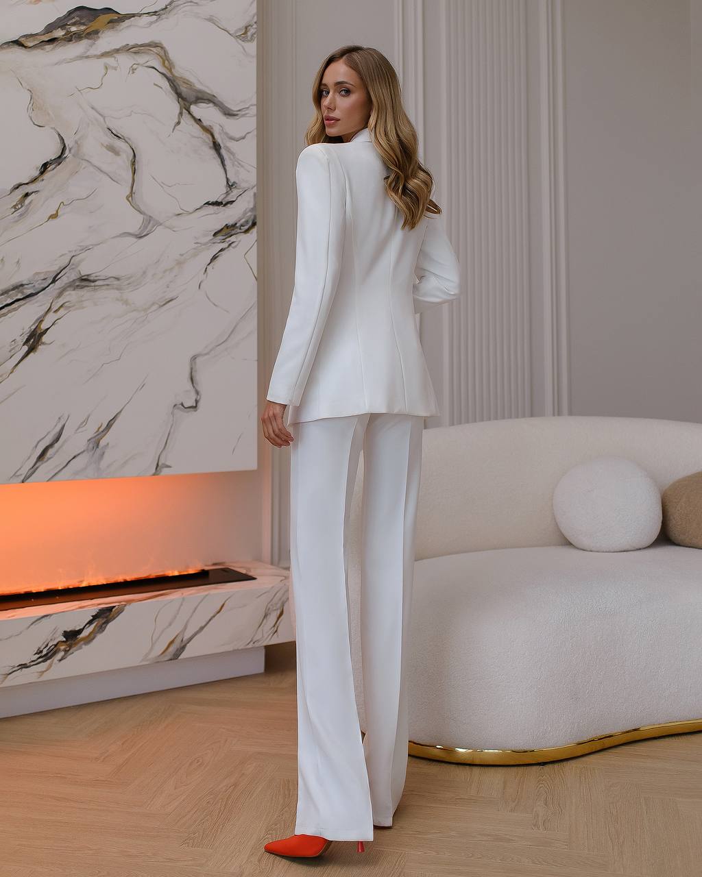 White Two Piece Suit|Blazer+Straight Pants