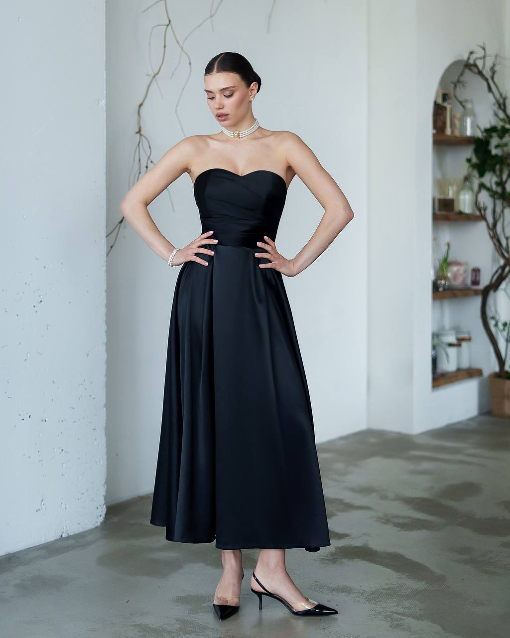 Elegant Silk Corset Dress Midi Black / S Elegant Silk Corset Dress Midi Black / S