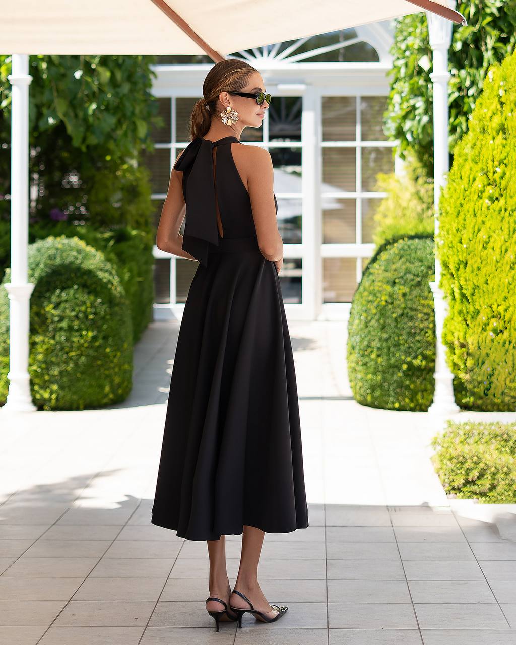 Women Midi Dress with Halter Neck and Open Bow Back