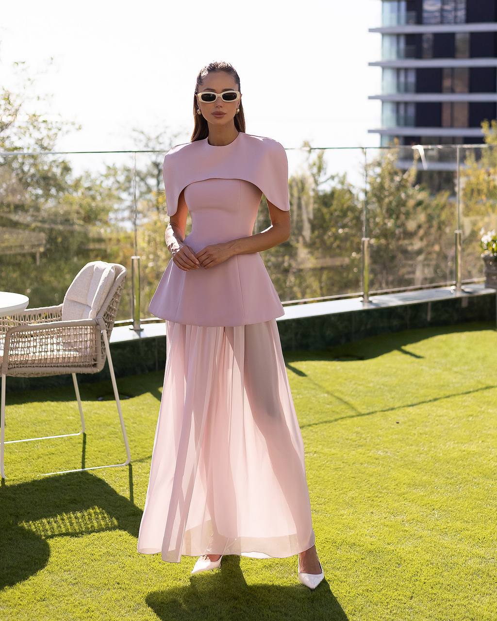 Elegant Chiffon Skirt Maxi Dress with Cape Pink / L Elegant Chiffon Skirt Maxi Dress with Cape Pink / L