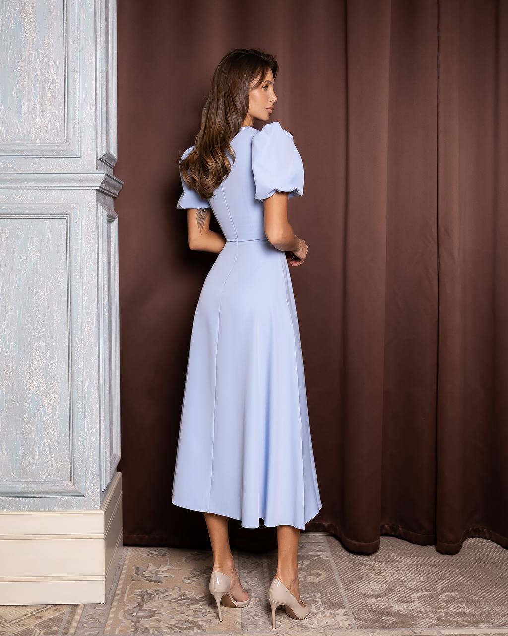 Elegant A-Line Midi Dress with Short Puffed Sleeve