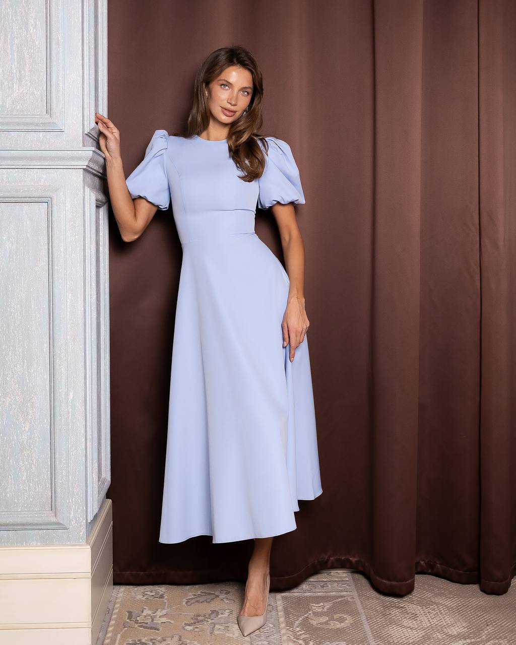 Elegant A-Line Midi Dress with Short Puffed Sleeve