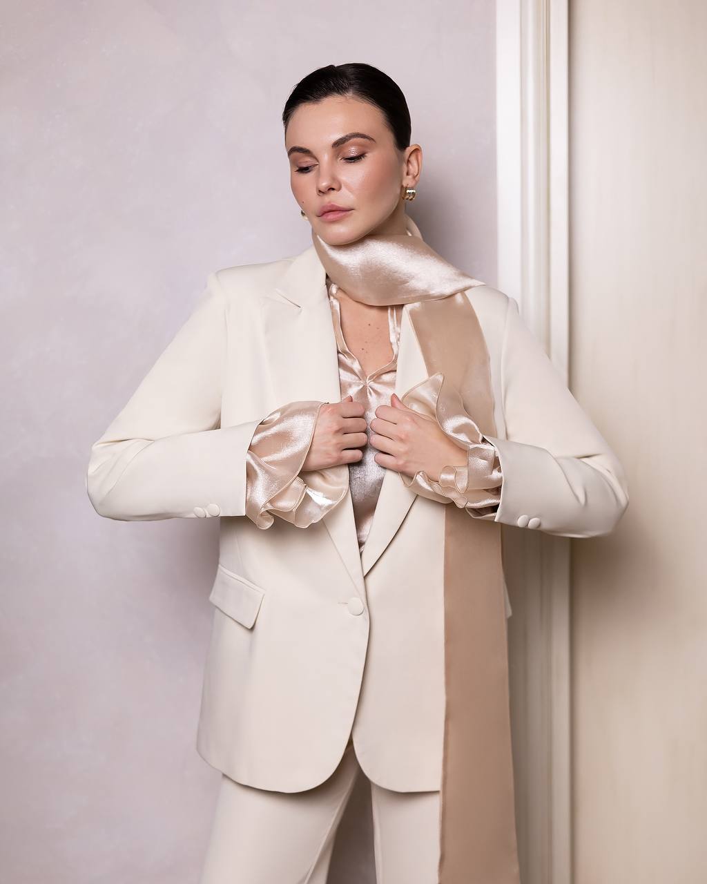 Women Single Breasted 2 Piece Suit with Straight Pants