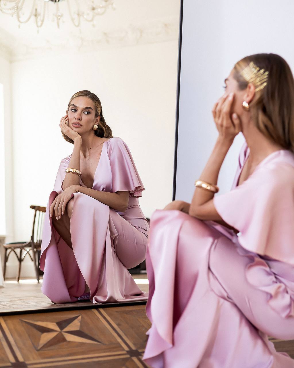 Women Ruffle Midi Dress with Deep V Neck