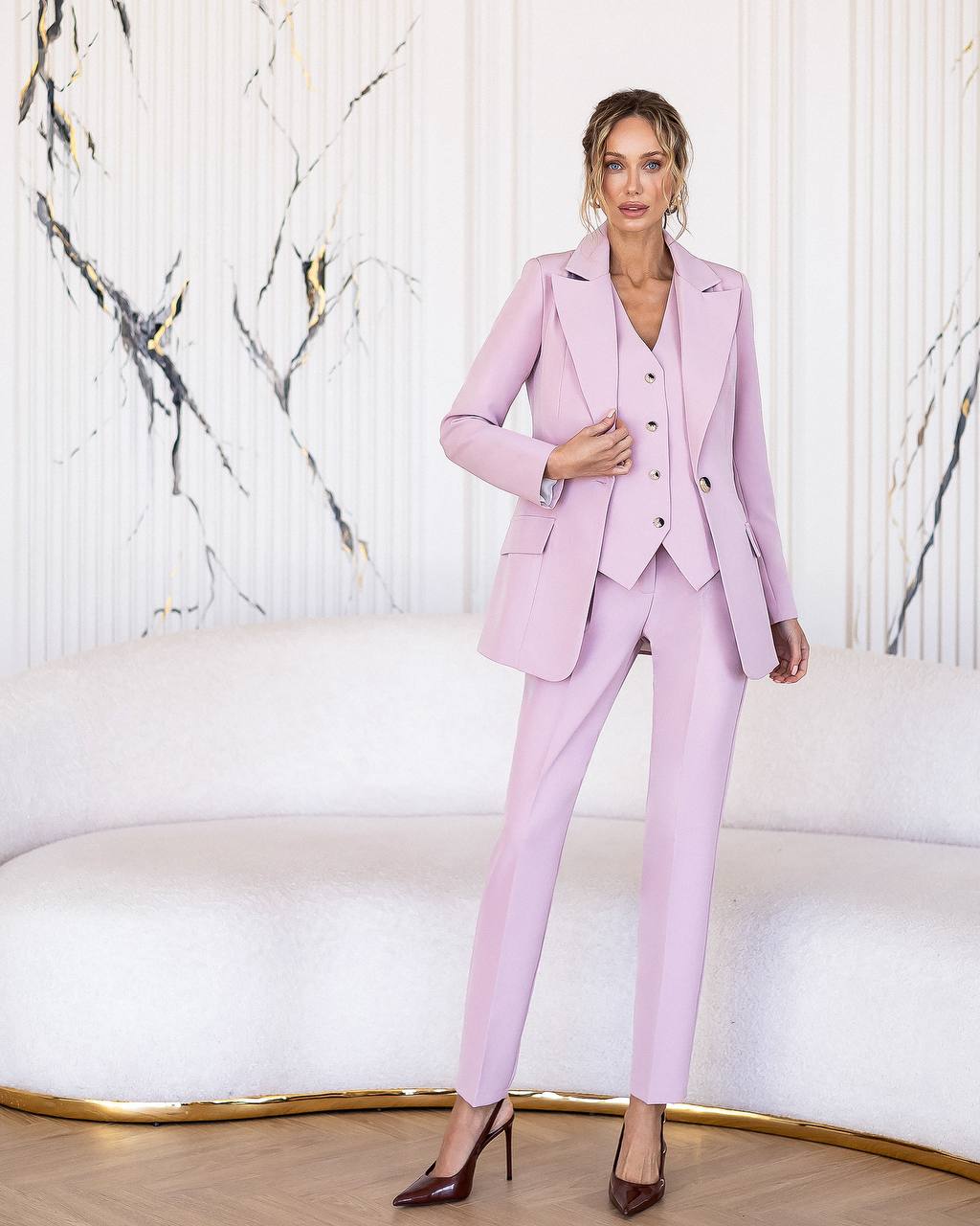 Women 3-Piece Suit: Blazer Vest Straight Pants