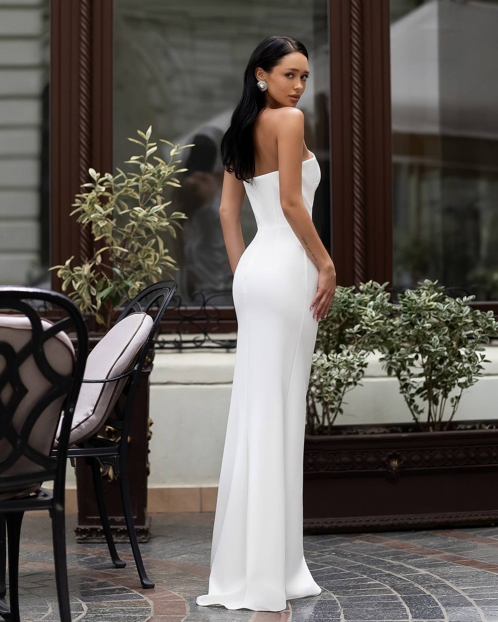 Minimalist One-Shoulder Mermaid Wedding Dress | Modern White Bridal Gown