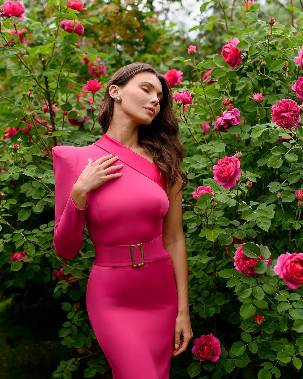 One Shoulder Chic Pink Dress