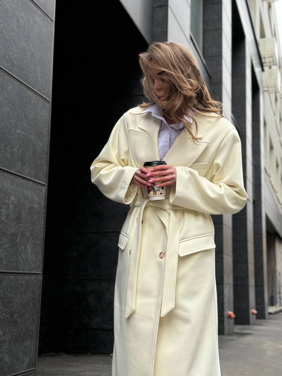 Loose Fitting Coat With a Belt