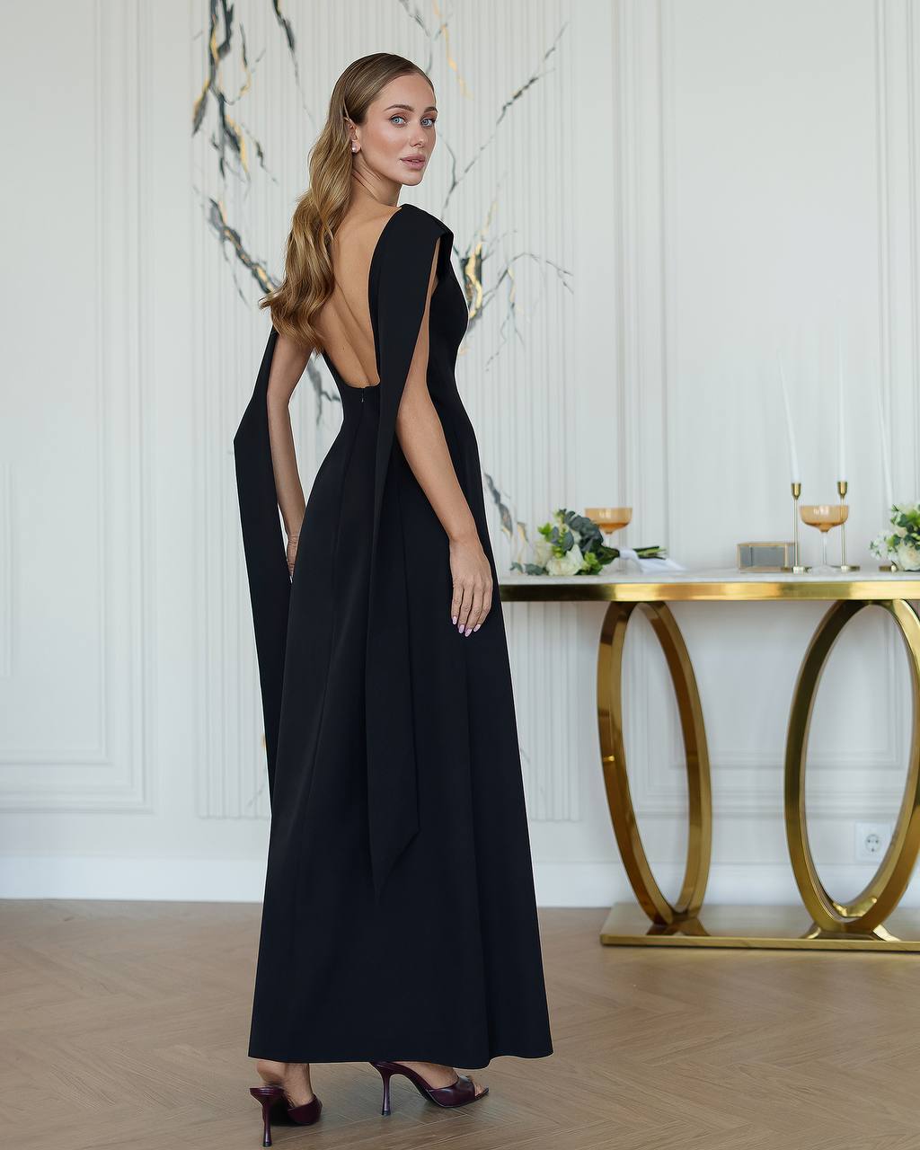 Elegant Maxi Dress with Side Ribbons
